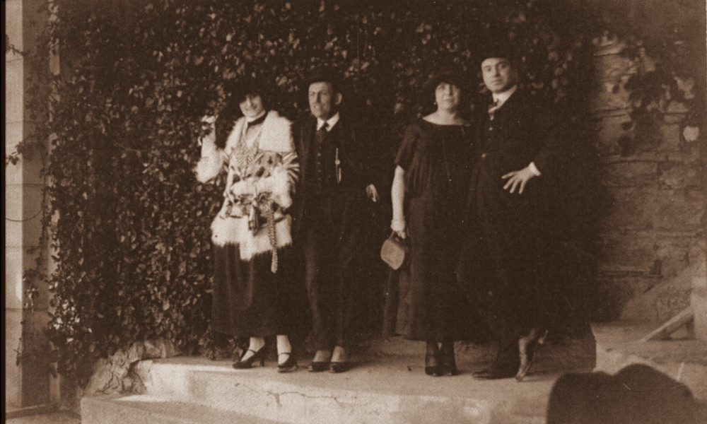 Carlo Alberto Foresti con Robert Langton Douglas a Venezia nel 1922 (Archivio Foresti)